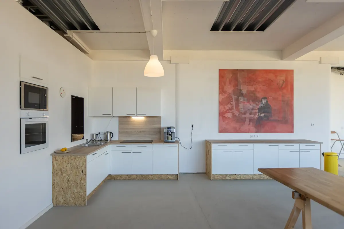Penthouse, Loft with seven bedrooms and living/dining area, CopperRoof Apartments Merseburg, view 20